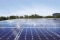 Eine Solaranlage als Symbol für die Nutzung von Ökostrom und den Kauf einer Elektroheizung.