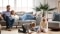 Das Bild zeigt eine fröhliche Familie im Wohnzimmer als Symbol für die Vorteile von Savings Assistant.